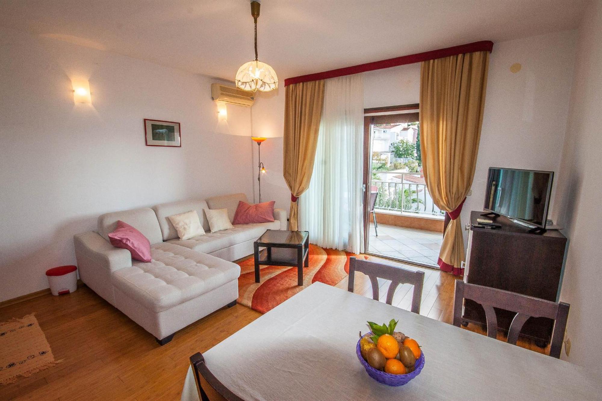 Apartments Rosanda Pakostane Exterior photo